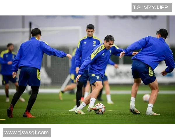 泽泽尼特与图拉的激烈对决揭示双方实力差距与战术博弈的精彩瞬间 泽泽尼特与图拉的激烈对决揭示双方实力差距与战术博弈的精彩瞬间