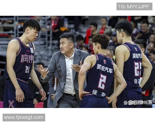 2018年CBA赛季辽宁队与青岛队激战回顾与精彩瞬间分析