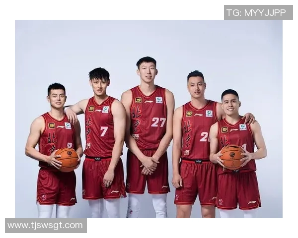 首钢男篮豪取七连胜，力压辽宁队稳居积分榜首位置