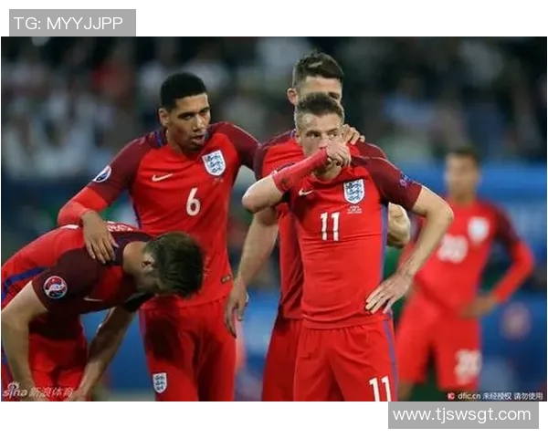 瓦伦西亚与尤文图斯激战正酣比分揭晓引发球迷热议 瓦伦西亚与尤文图斯激战正酣比分揭晓引发球迷热议