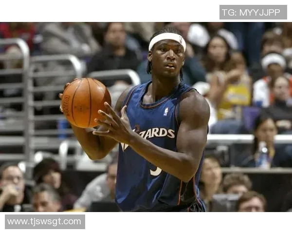 克林特卡佩拉在NBA赛场上的崛起与未来发展潜力分析